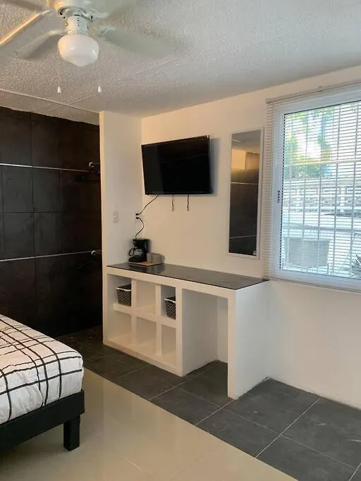 Suite Reno 3 Cancun 0*,